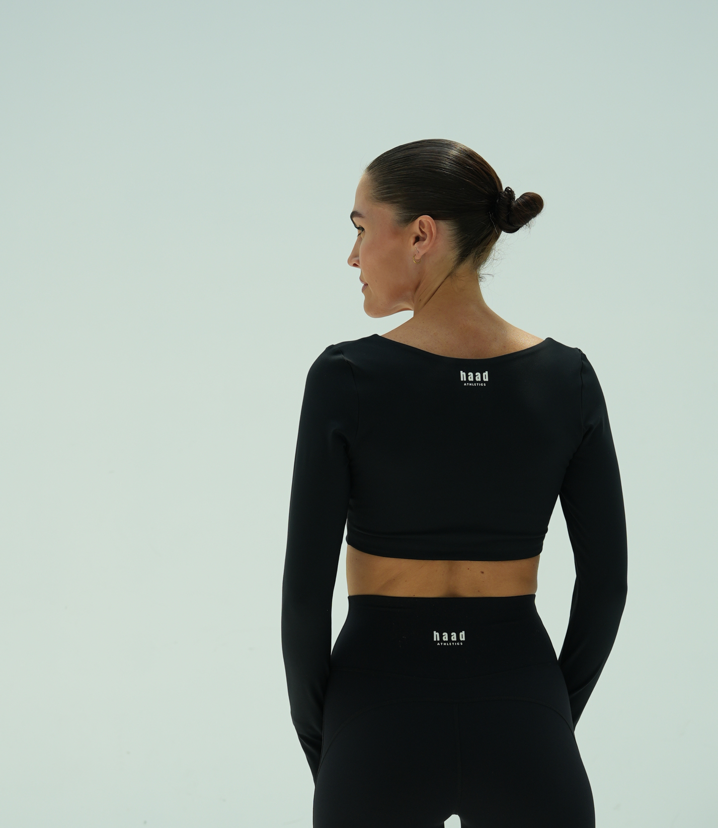 Ultimate Long Sleeve Crop, Black