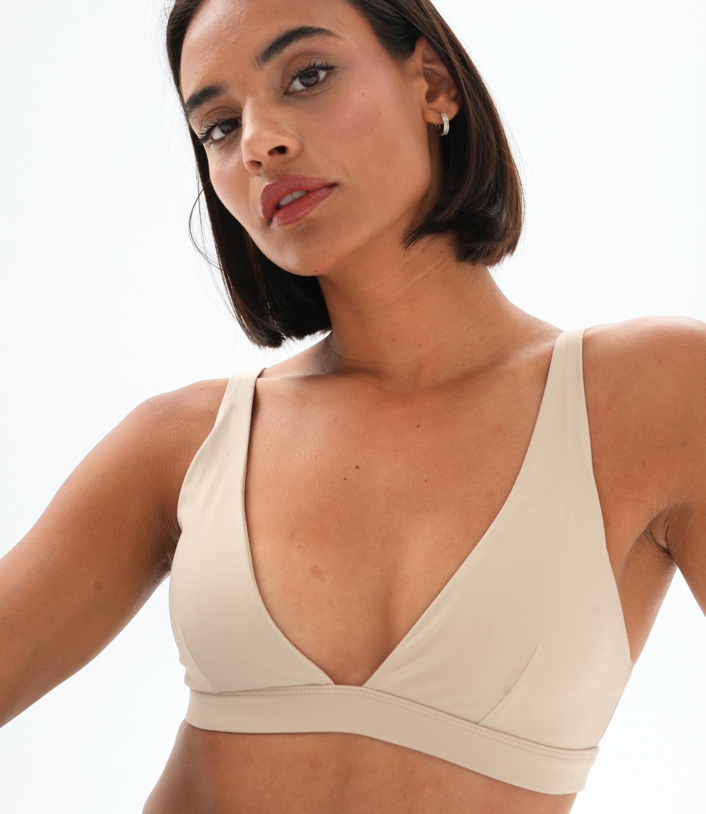 Essential V Bra, Almond